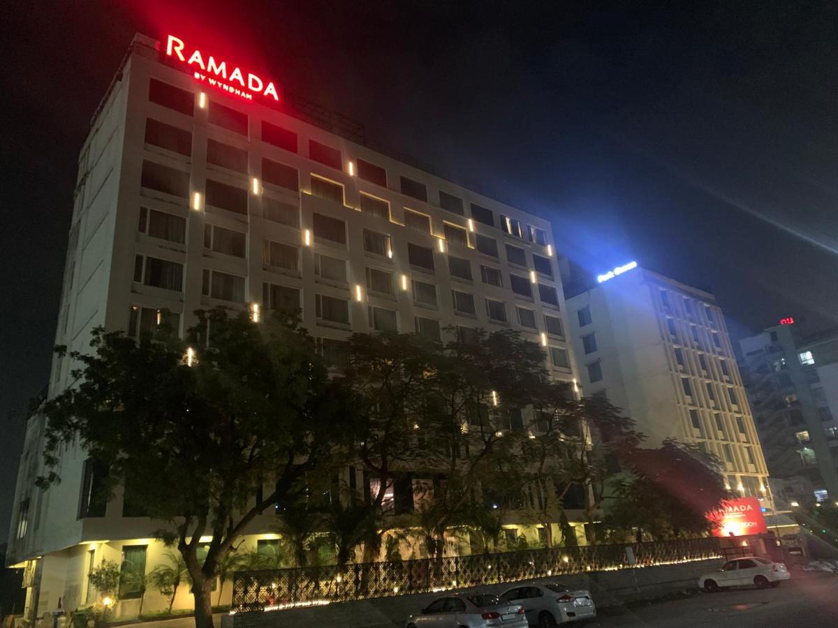 Ramada By Wyndham Jaipur North 호텔 외부 사진