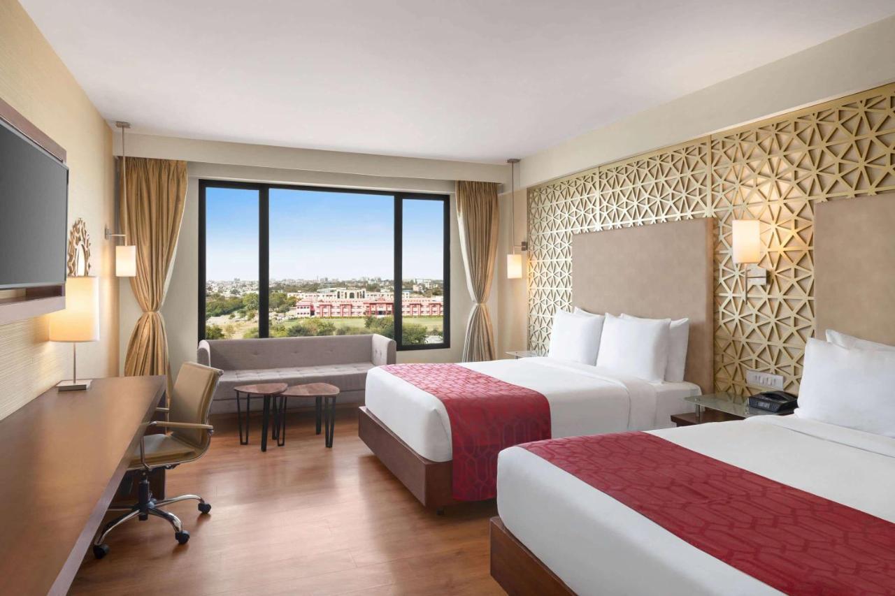 Ramada By Wyndham Jaipur North 호텔 외부 사진
